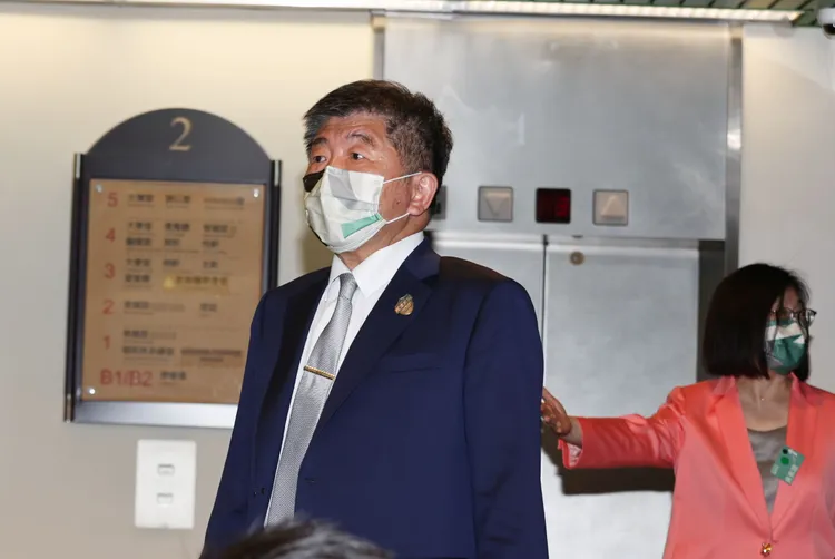 陳時中回擊，「講炒房真的是抹黑」。翁玉信攝
