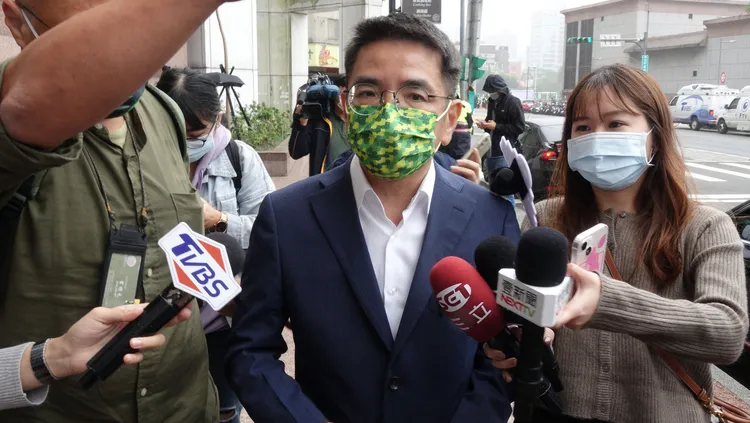 江聰淵面對黃國昌指控勾結黑道，回應稱一切「依法行政」。莊宗達攝