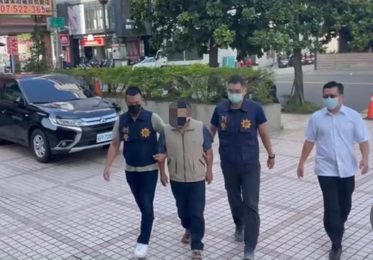 警方逮捕闕嫌。讀者提供