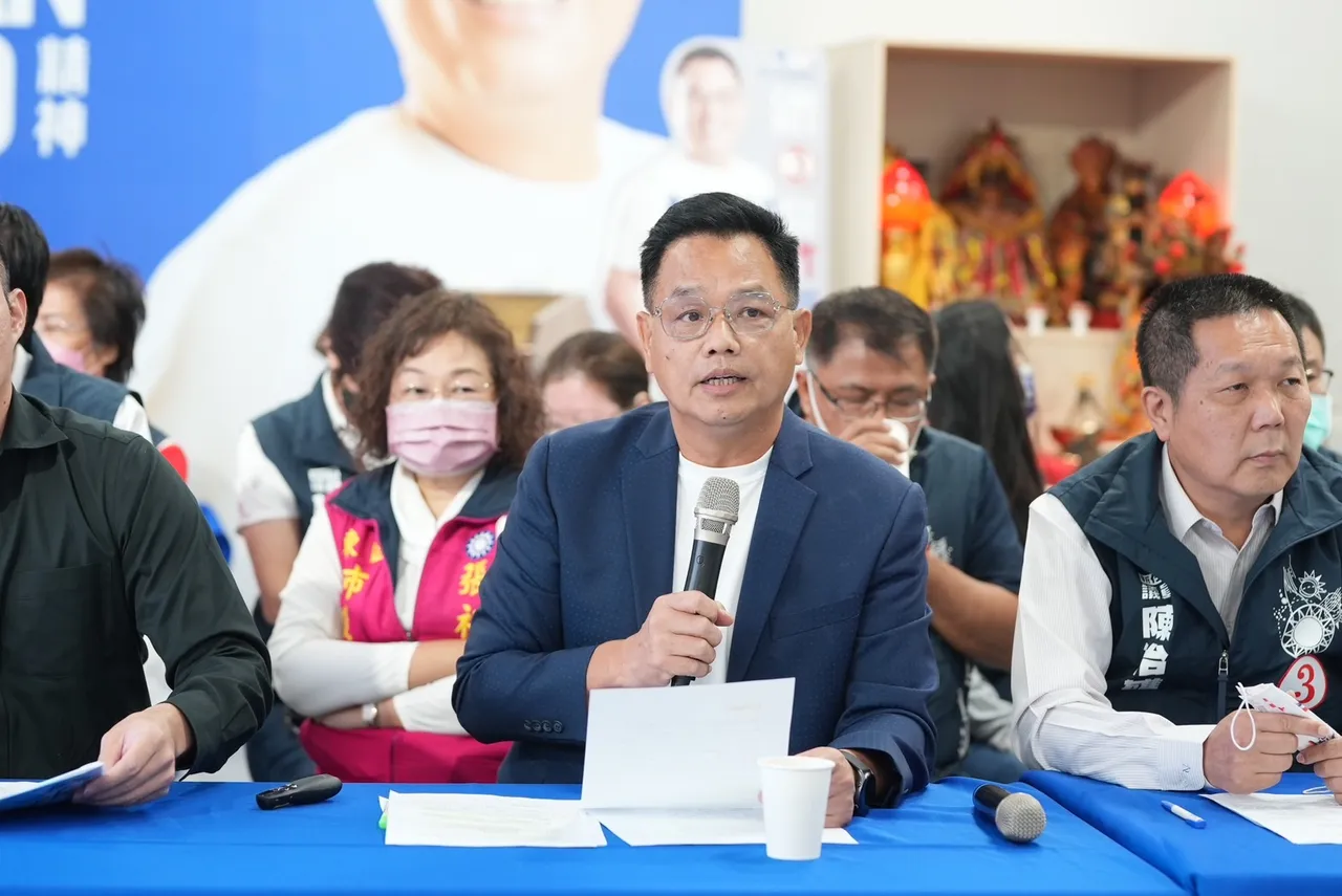 林耕仁10月31日召開記者會,針對高虹安是否涉嫌詐領助理費提出質疑。資料畫面
