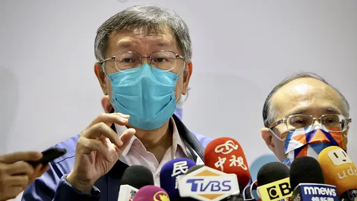 柯文哲「誠實豆沙包」民眾黨5立委根本沒推法案 網譏:還領那麼多加班費