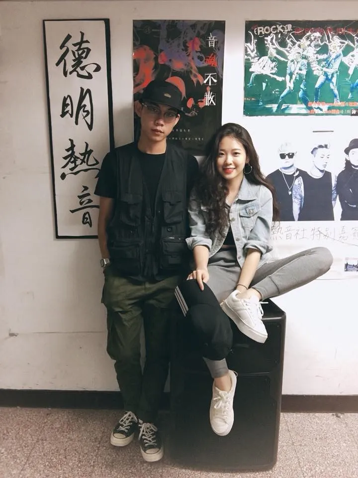 「永和IU」陳紫渝學生照曝光！翻攝臉書「德明熱音社」