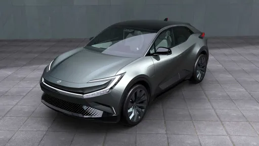 Toyota電動車系即將有新成員 bZ Compact SUV概念車洛杉磯車展亮相