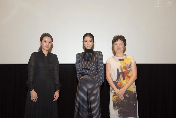 《惡女》製作人單明心（左起）、導演宋欣穎、女主角邵雨薇。CATCHPLAY提供