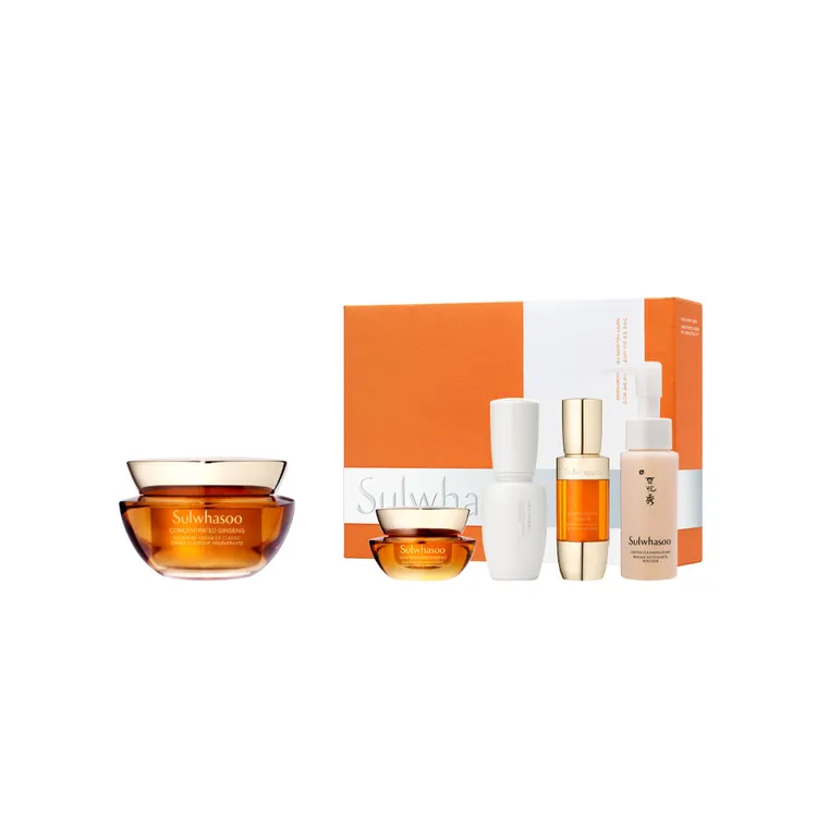 雪花秀滋陰蔘回彈霜限定禮盒，包含滋陰蔘回彈霜（豐潤版）60ml、潤燥養膚精華白瓷限定版30ml、滋陰蔘回彈霜（豐潤版）10ml、滋陰蔘緊膚晶萃8ml、淨透保濕潔顏泡沫50ml，7200元。品牌提供