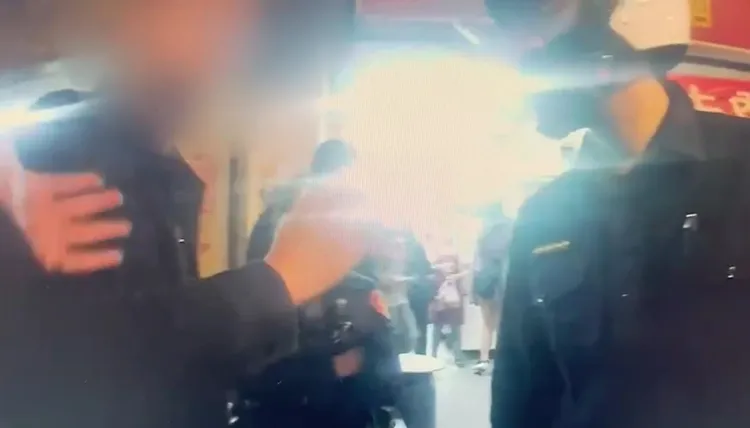 警方到場處理。翻攝畫面