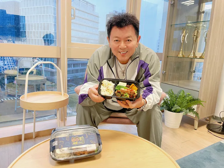 庹宗康與 Just Kitchen歷時數月研發推出聯名品牌。業者提供