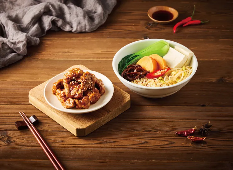 老兵最愛家鄉無錫排骨餐原價185元，外送優惠價146元。業者提供