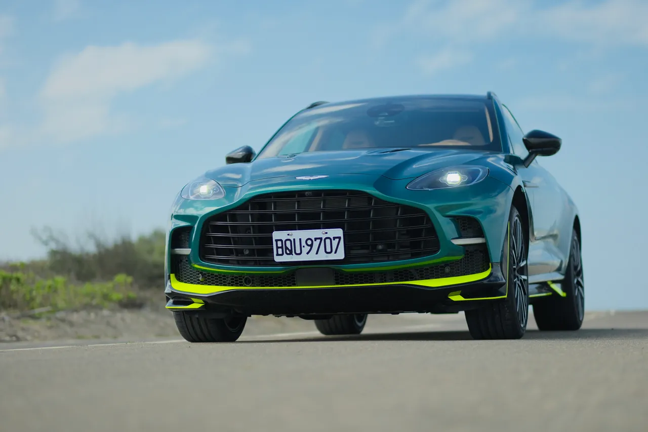 DBX707除了机械规格强大，更重在调校。陈志渊摄