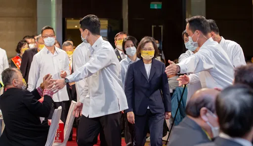 彰化人吃苦耐勞又團結! 蔡英文盼彰縣晉升全台「綠能首都」