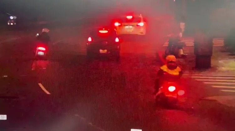 警方從萬華追車到三重。翻攝畫面