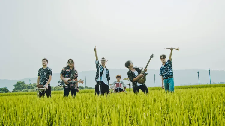 神棍樂團為田中馬拉松創作歌曲。田中馬拉松提供