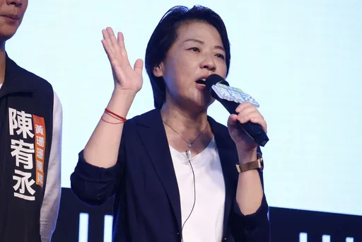 黃珊珊早收到「陳時中牽手照」！不操作原因曝光：活生生惡鬥實境秀