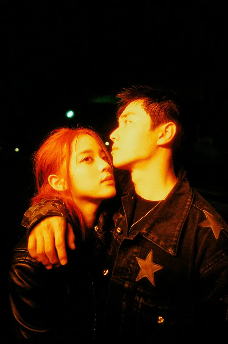 歐陽娜娜（左）9月推出新歌，請翟子路當MV男主角。翻攝歐陽娜娜工作室微博