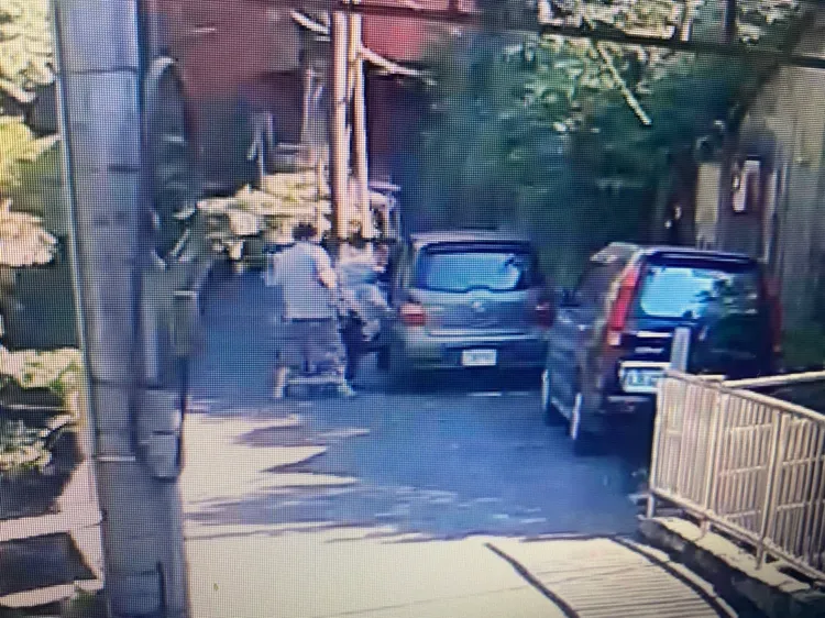 黃、王2人運送贓物。翻攝畫面