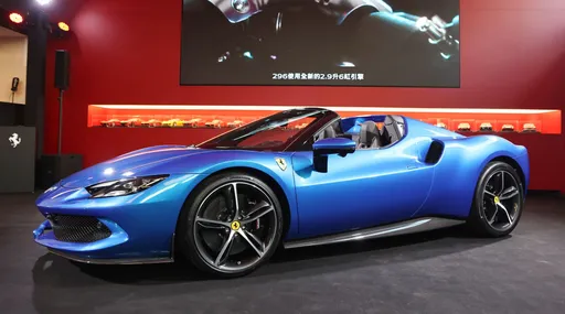 壹蘋直擊|法拉利296 GTS上空超跑驚艷抵台 現在訂車要等2年