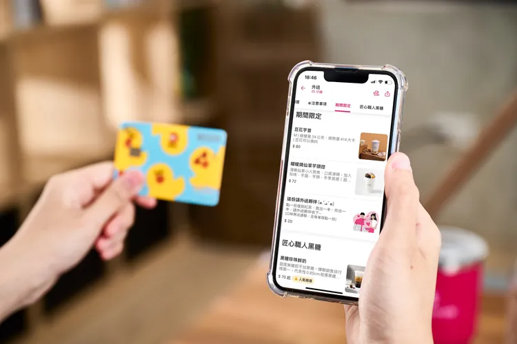 11/26訂購foodpanda美食外送或外帶自取滿349元，輸入「凍蒜凍蒜」優惠碼即可現折50元。業者提供