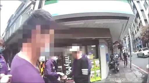 見超商內2男疑詐欺車手 口袋有詭!警搜查出毒品吸食器