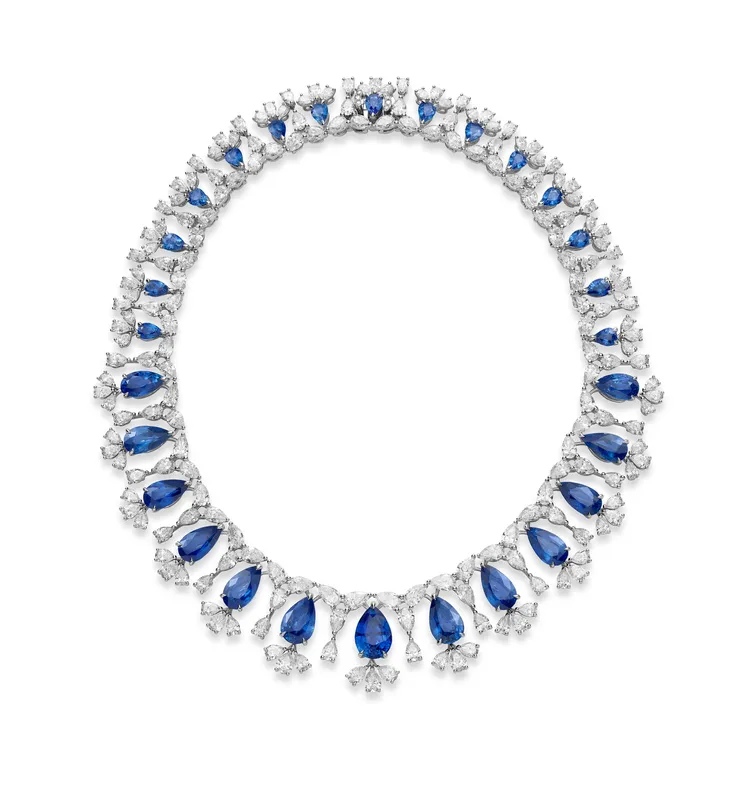 蕭邦藍寶鑽鍊，共鑲嵌69.07克拉藍寶與67.67克拉鑽石，未定價。品牌提供