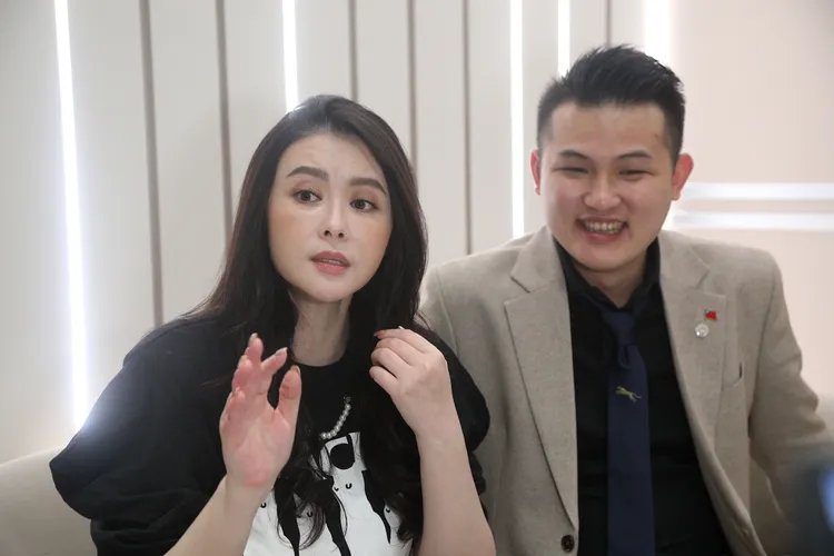 蕭淑慎（左）說，自己踏入演藝圈和醫美健康產業都是緣分。陳明中攝