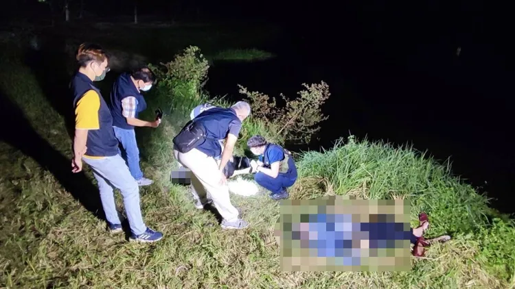 警方到場釐清雙屍案。民眾提供