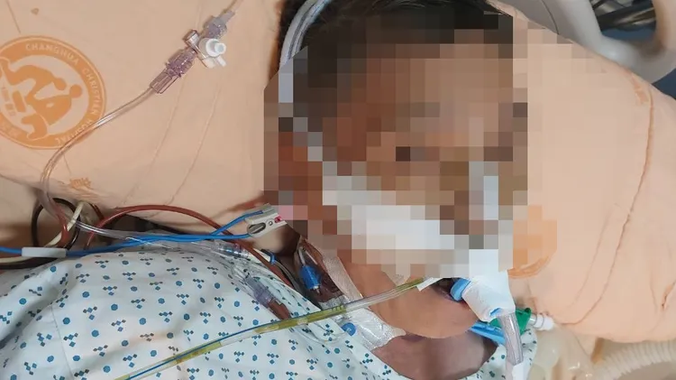 吳男遭施暴不知自己傷重，忍不住疼痛才住院治療，讓家屬好心疼。民眾提供