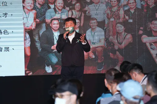 蔣萬安遭爆掃街擋救護車 陳時中強硬回:讓開就好、哪這麼多理由?