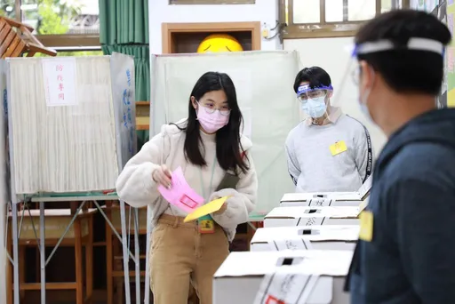 未解除隔離確診者「不能」投票 中選會:若發現可檢舉