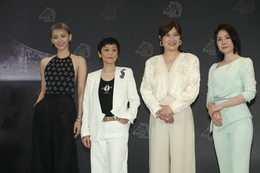 金馬獎|張艾嘉自嘲「坐在台下很多次」 《咒》蔡亘晏變迷妹收「金屬牙齒」當幸運物