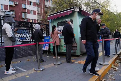 上海增逾百名無症狀感染 核酸檢測免費延至年底