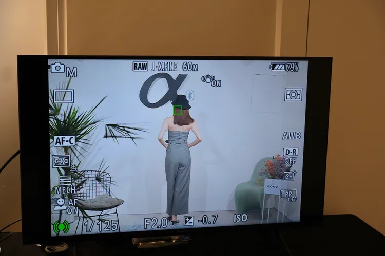 背面看不到人臉仍可對焦。陳志淵攝

