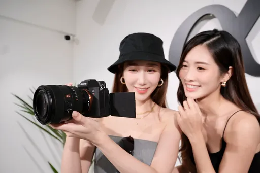 相機對焦更進化　Sony α7R V預計11/17在台上市