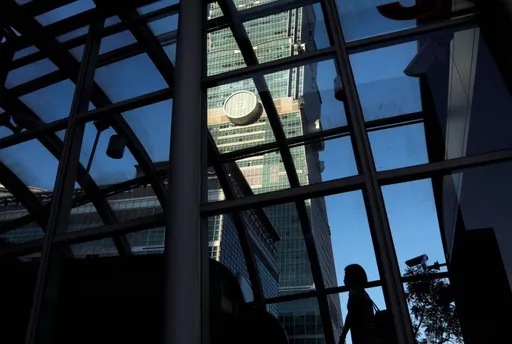 台股|台積電跌0.5%至382元 航空雙雄大漲!指數尾盤翻紅收高40點(不斷更新)