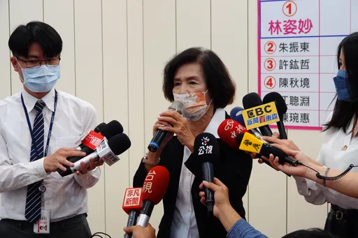 大贏對手2.2萬票順利連任!林姿妙鞠躬謝鄉親 感恩力挺相信她的為人