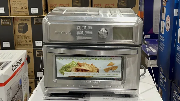 美膳雅氣炸鍋也是熱門搶購商品。侯昌騰攝