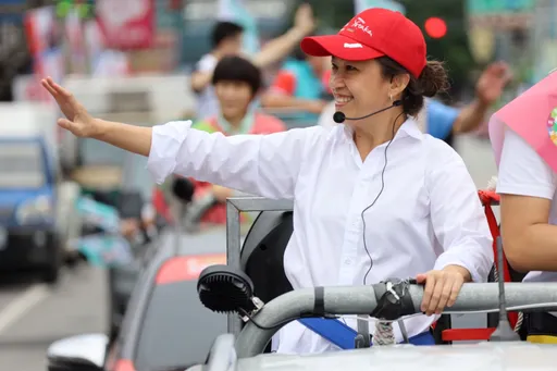 投票日倒數！Kolas Yotaka吉安鄉車隊掃街　支持者高喊Sa’icelen！