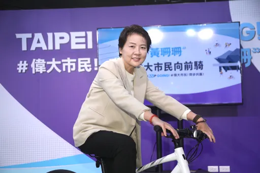 高虹安遭爆讓男友當公費助理　黃珊珊酸：高中打到幼兒園！有抓到不法就提告