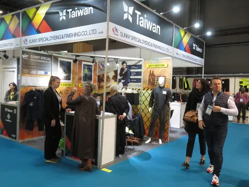 紡拓會首次組團參加法國國際安全博覽會 臺灣紡織品吸人氣