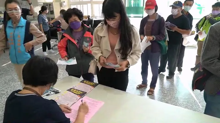 鹿港鎮公所開放鹿溪宴報名。孫英哲攝