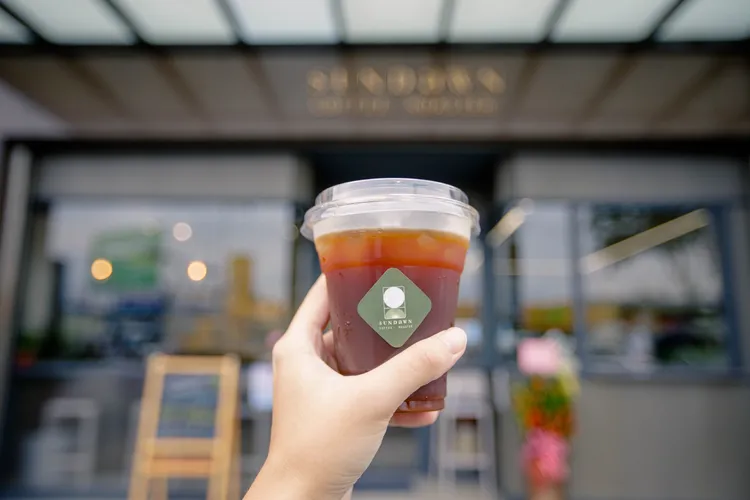 SUNDaWN COFFEE ROASTER標榜採用自家烘焙的單一咖啡豆。業者提供