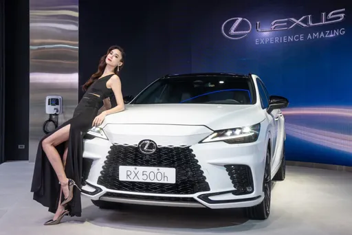 最貴車型又賣光！和泰車全新RX預售開跑248萬起　拚農曆年前交車1000台