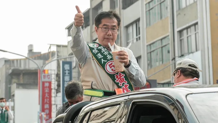 翻攝自黃偉哲臉書