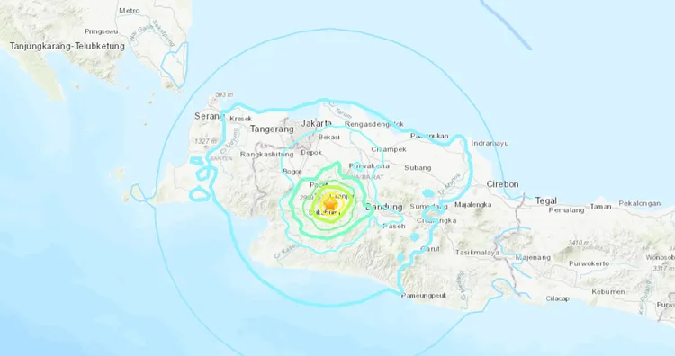 印尼21日發生規模5.6地震，震央位於首都雅加達以南。翻攝美國地質調查所（USGS）官網