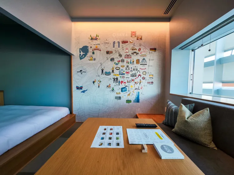 「King Room」房型裡也陳設有「OSAKA Board」地圖。田欣雲攝