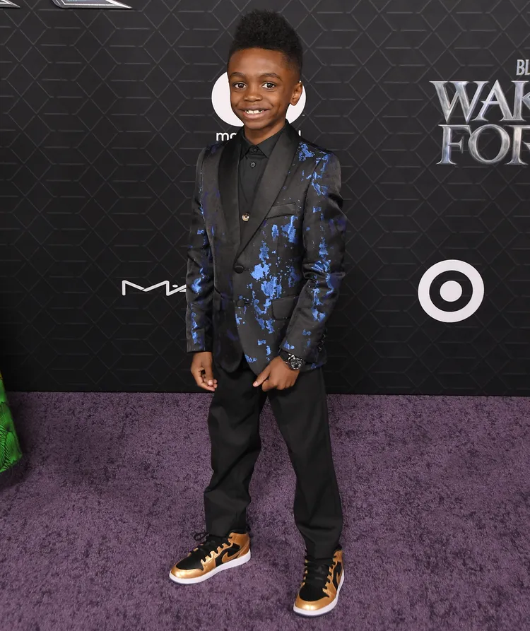 6歲的Divine Love Konadu Sun飾演黑豹的兒子。 達志