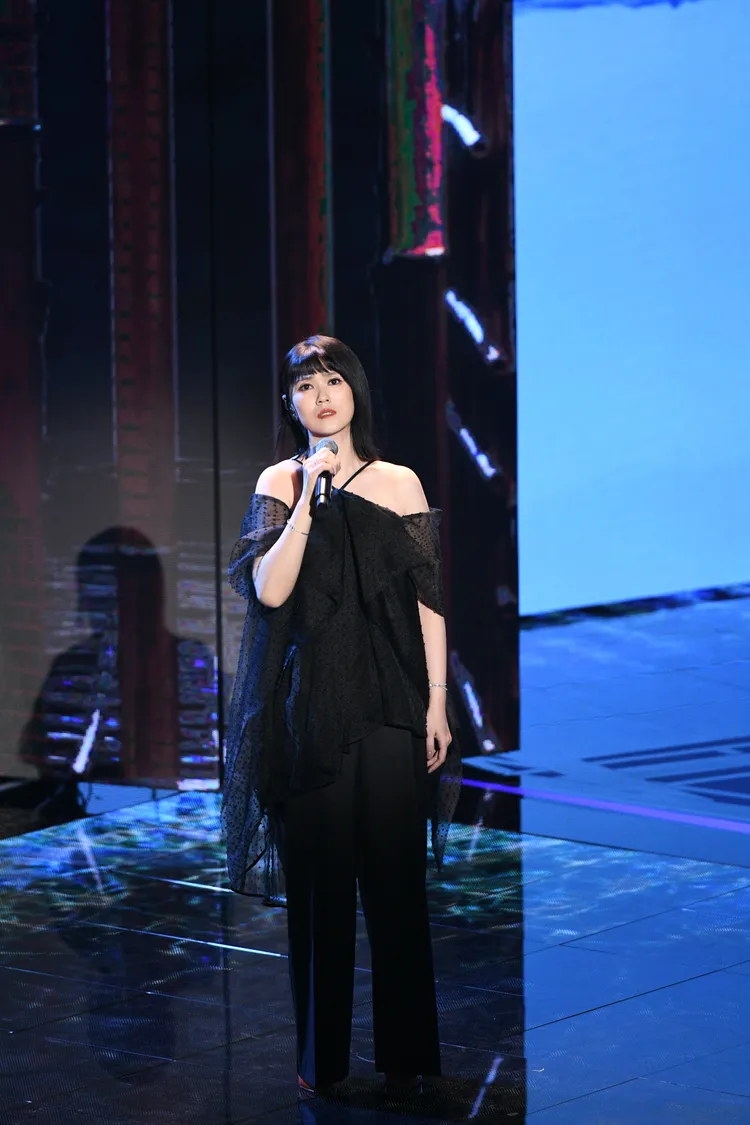 雅雯演唱為電影《流麻溝十五號》創作歌曲《永遠的所在》。金馬執委會提供