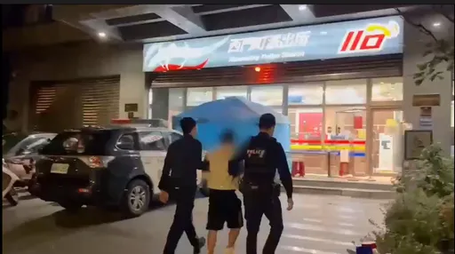 打賞百元竊走千元！街頭藝人西門町表演遇賊　熱心情侶助逮人