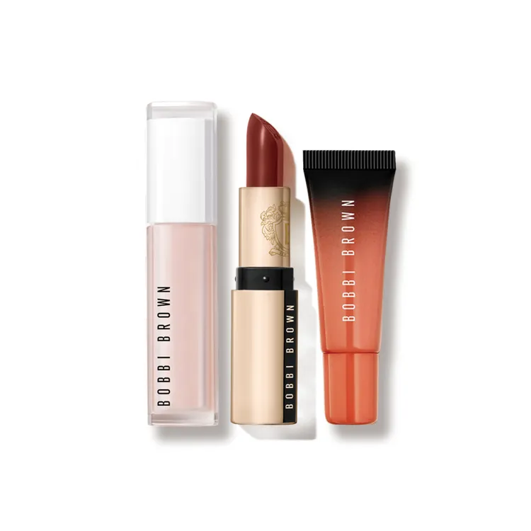 BOBBI BROWN出色唇頰任選組（唇膏/唇露/潤色護唇膏/頰彩任2件）原價3850元，特價2340元。業者提供