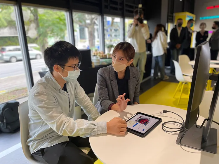 好車雲標榜架上販售的車輛100%提供免費6大系統保固，並提供7天的鑑賞期服務。林浩昇攝