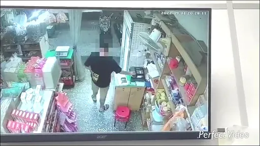 32歲男搭車、吃飯不付錢 還偷運將、店員手機!警逮人建請羈押